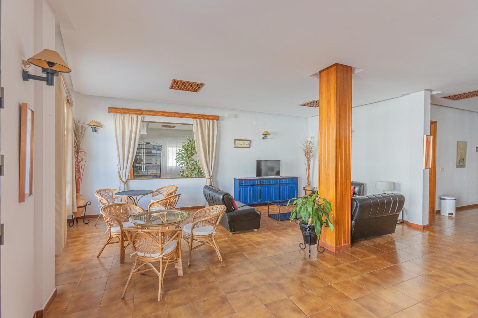 Hotel Tres Jotas Conil كونيل ذي لا فرونتيرا المظهر الخارجي الصورة