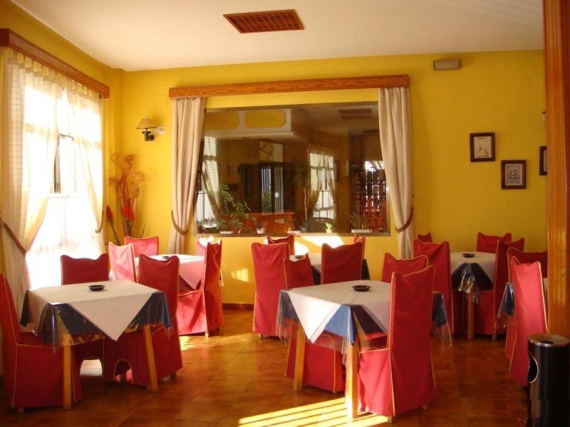 Hotel Tres Jotas Conil كونيل ذي لا فرونتيرا المظهر الخارجي الصورة